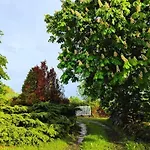 بيت للعطل La Maison Aux Volets Blancs *