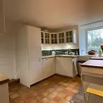 La Maison Aux Volets Blancs بيت للعطل Beaux