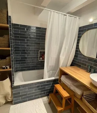 Prázdninový dům La Maison Aux Volets Blancs